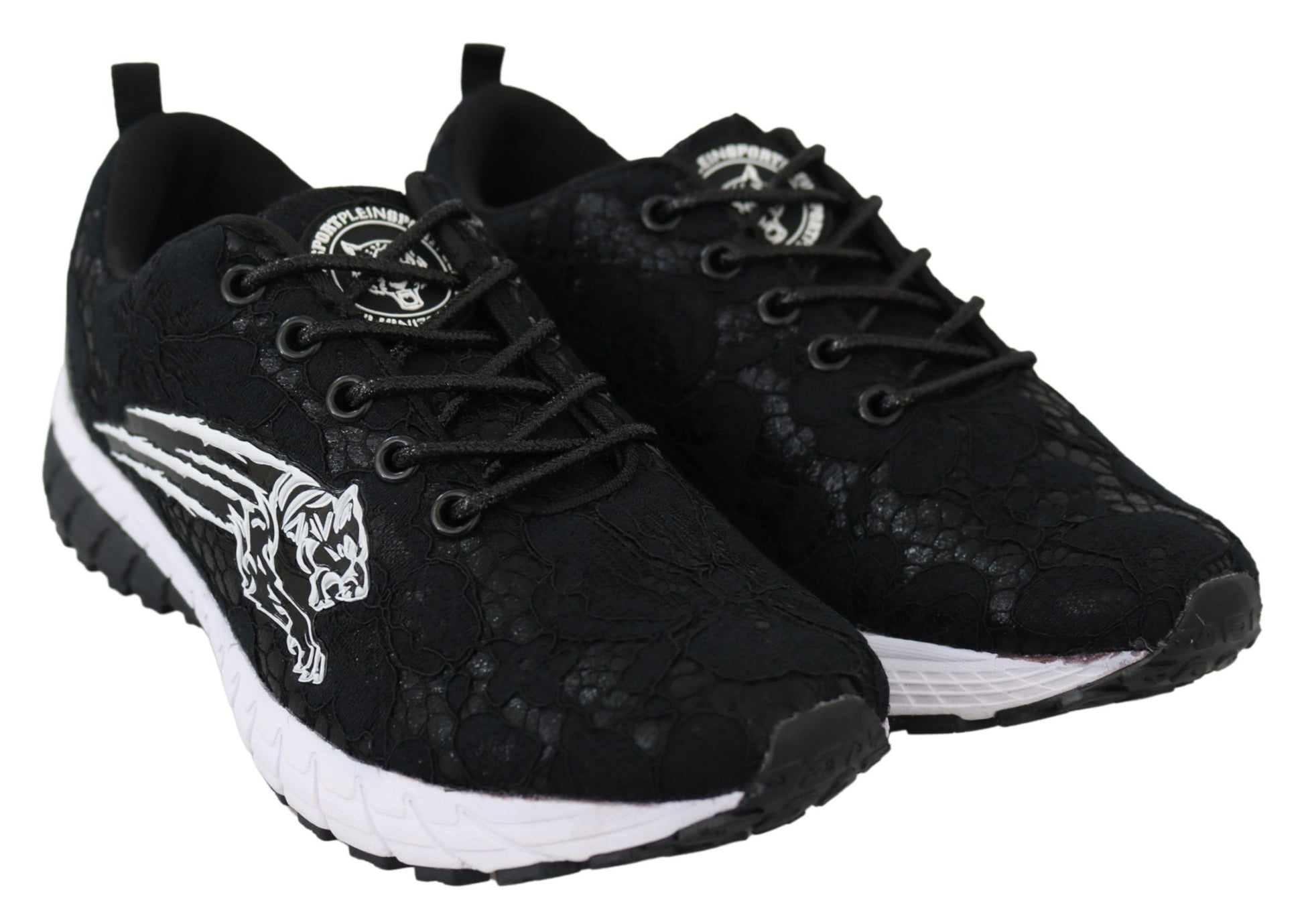 Elegant Black Runner Umi Sneakers