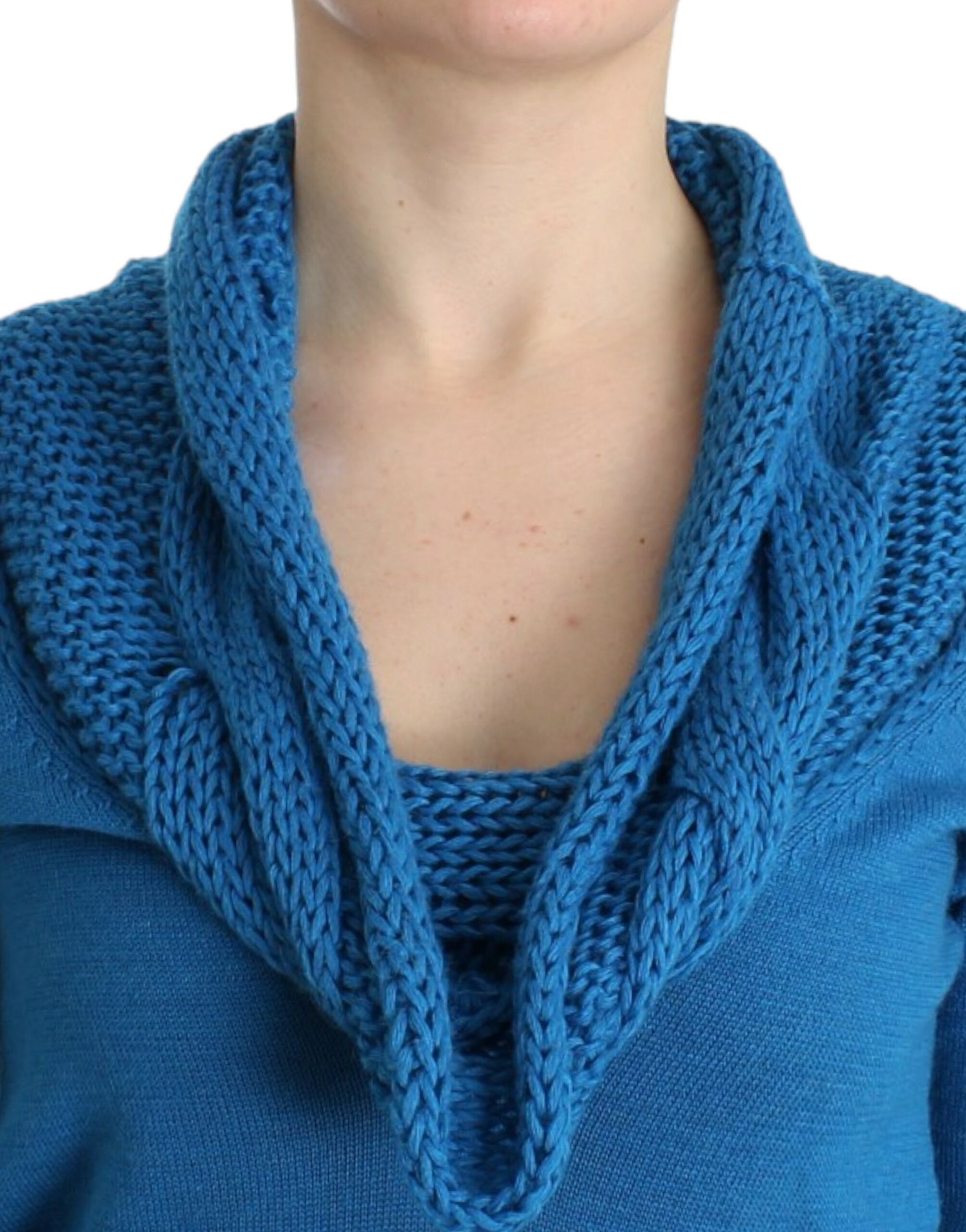 Chic Blue Scoop Neck Knit Sweater
