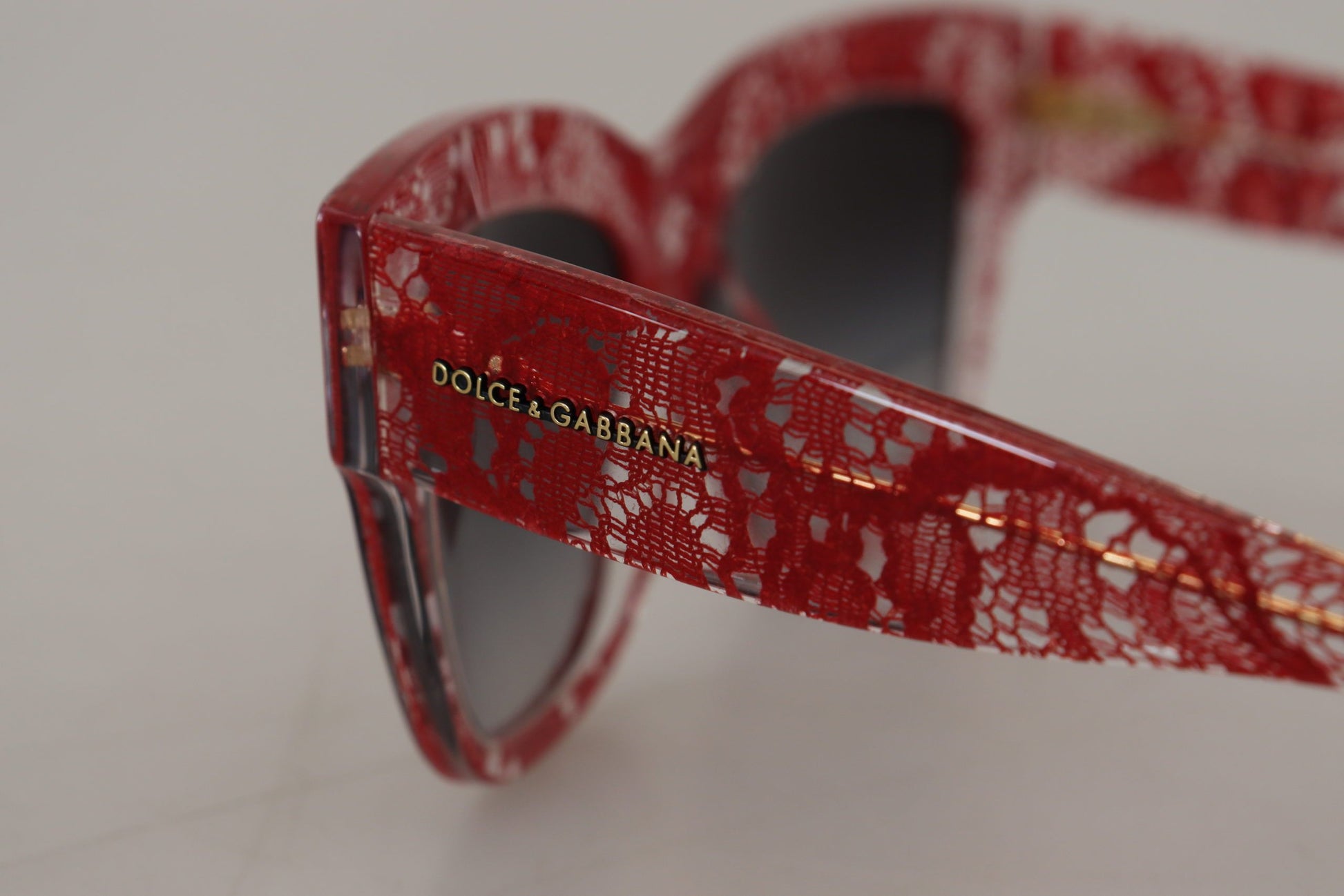 Elegant Lace-Infused Red Sunglasses