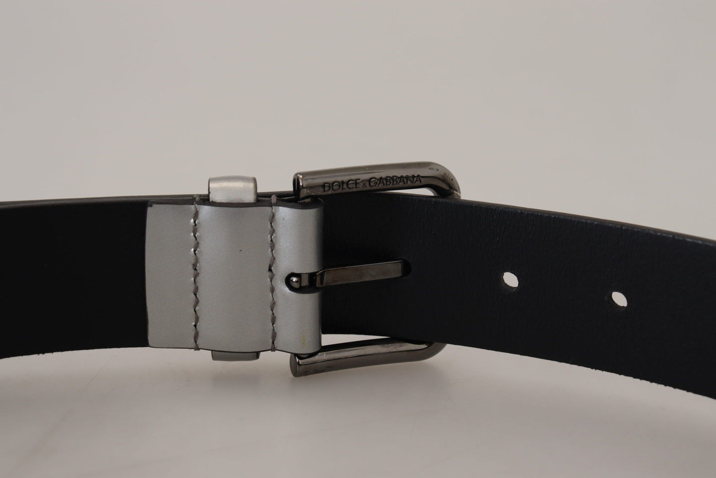 Chic Silver Leather Belt with Metal Buckle