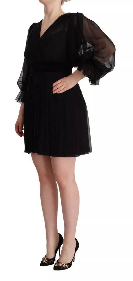 Black V-neck Long Sleeves Mini A-line Dress
