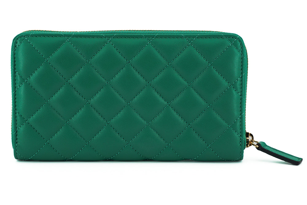 Elegant Quilted Leather Zip Wallet