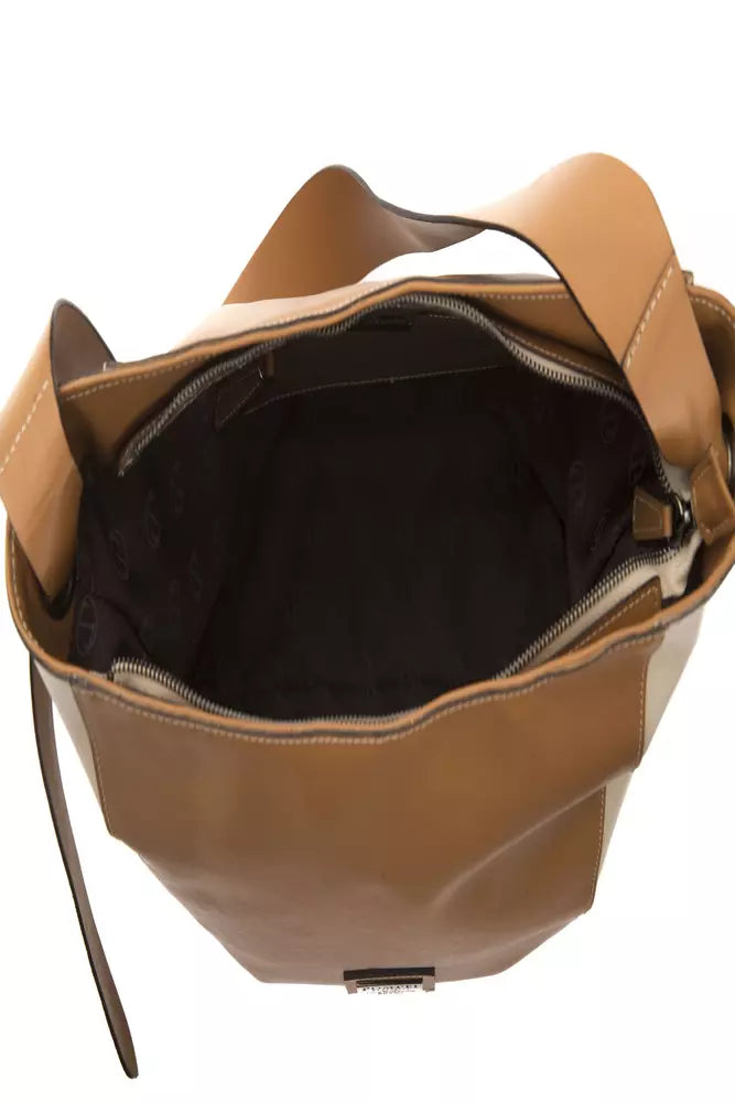 Elegant Leather Shoulder Bag in Brown