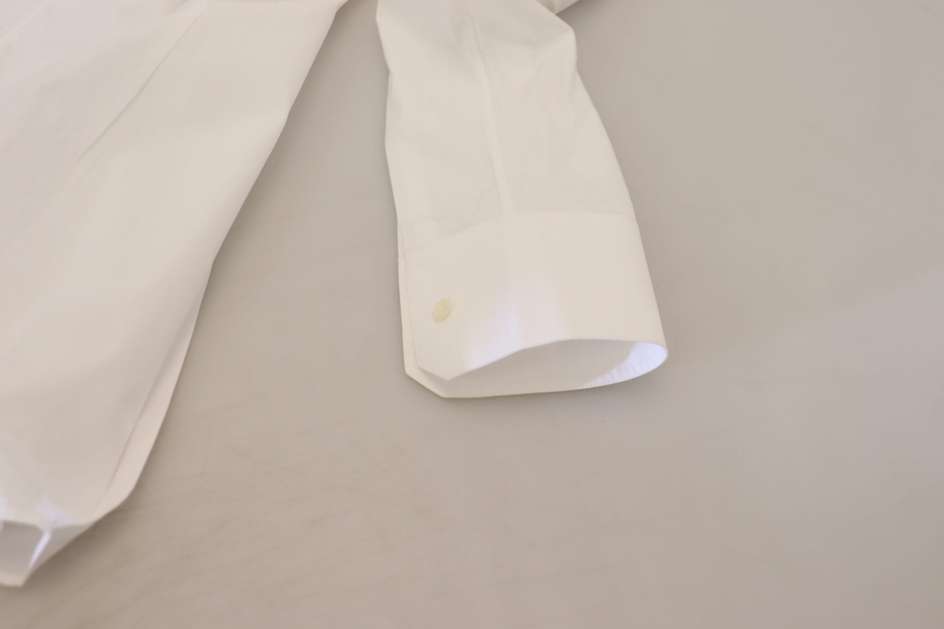 Elegant White Cotton Dress Shirt