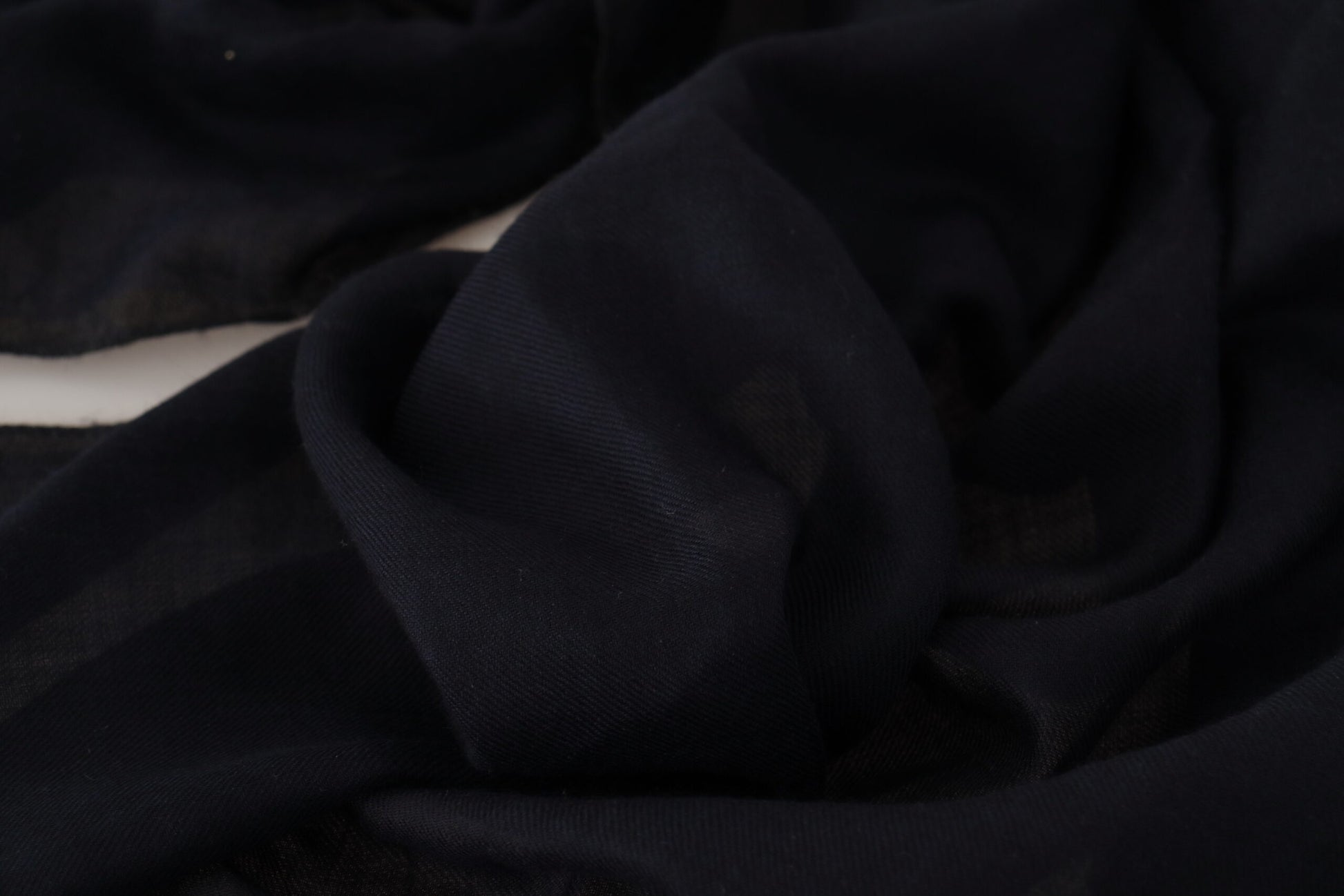 Elegant Black Silk Men's Scarf