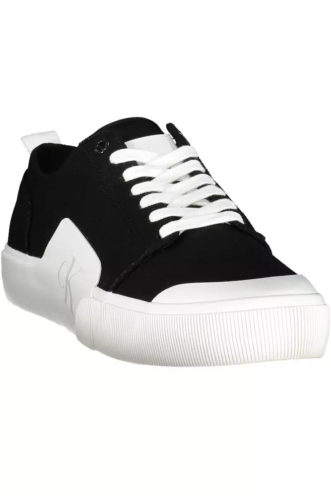 Sleek Black Sports Sneakers with Eco-Friendly Twist