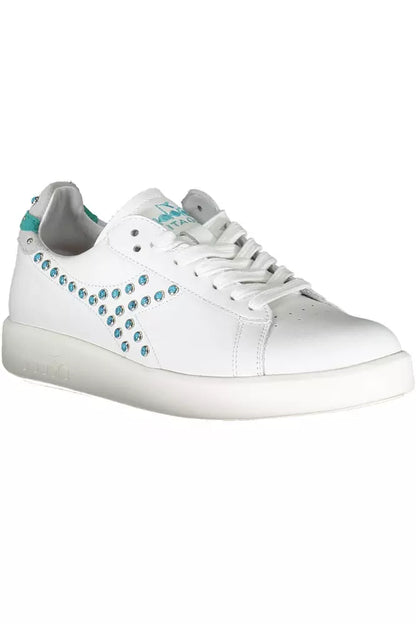 Chic White Lace-up Sneakers with Contrasting Accents