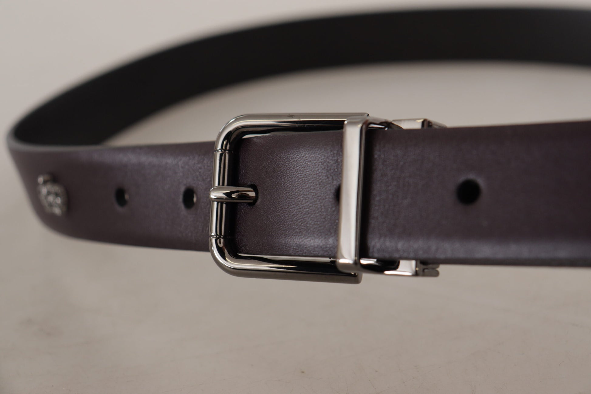 Elegant Dark Brown Leather Belt