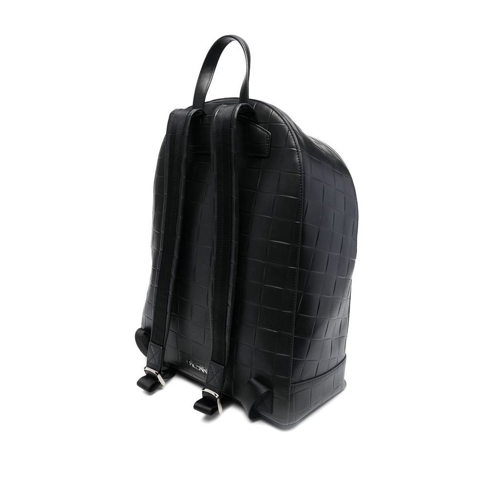 Chic Woven Leather Backpack - Compact & Versatile