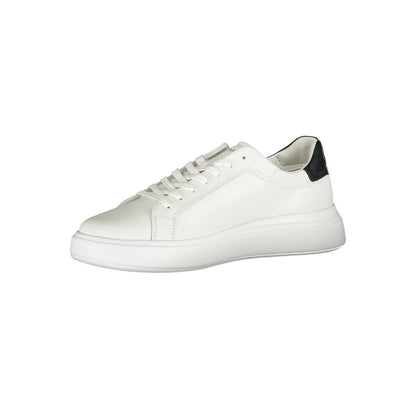 Sleek White Sneakers with Contrast Accents