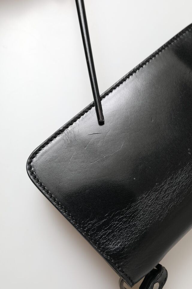 Sleek Black Leather Shoulder Bag