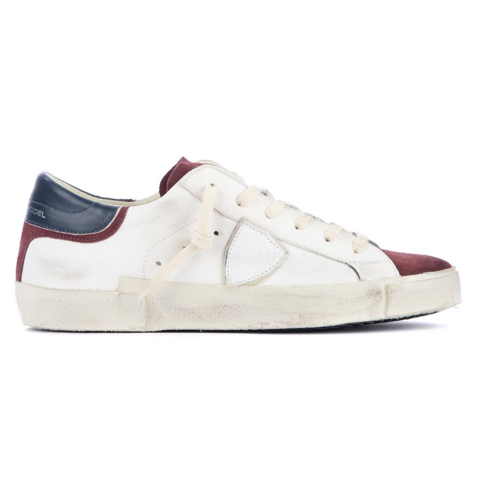 Elegant Leather Sneakers with Suede Accents