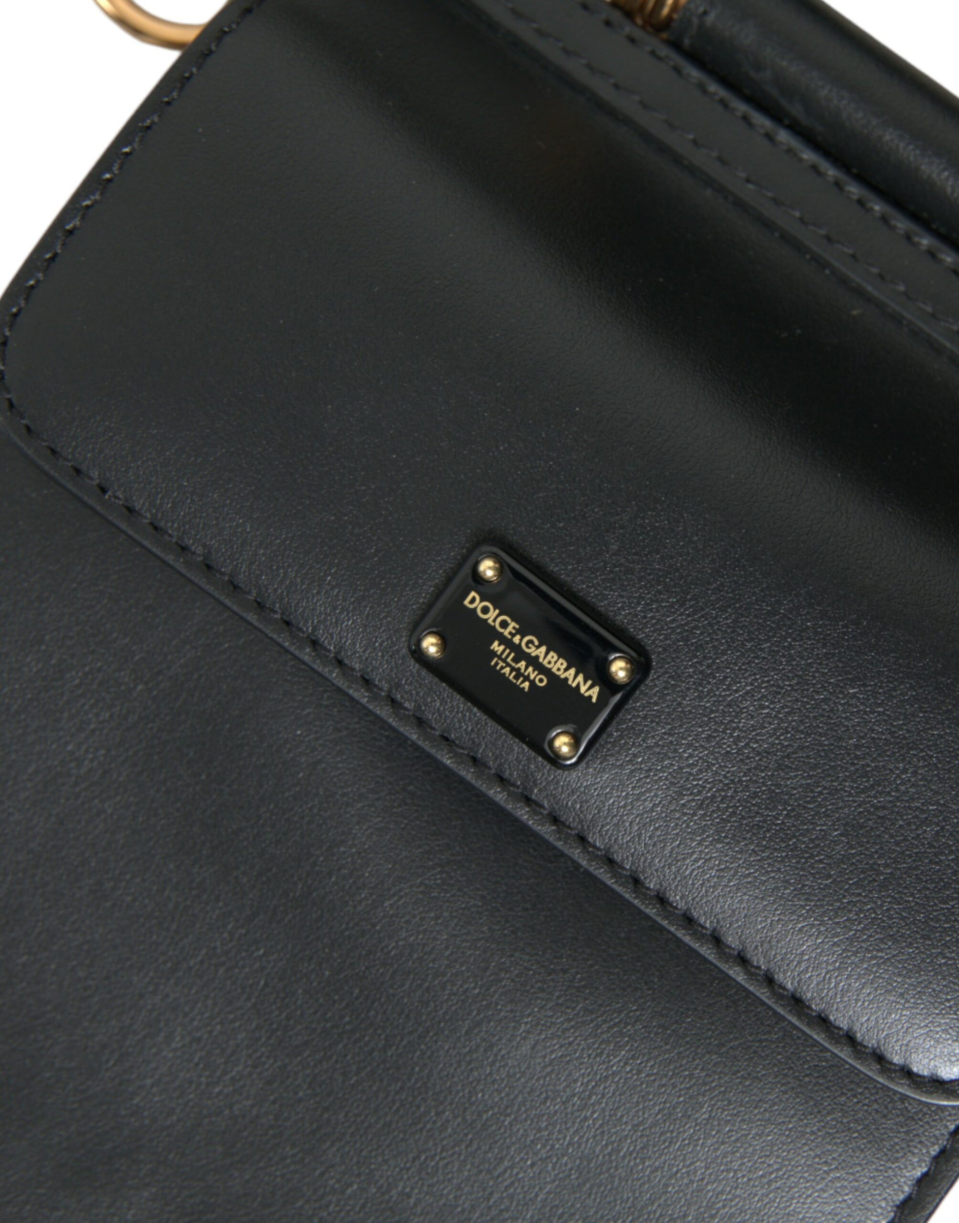 Elegant Black Leather Crossbody Bag