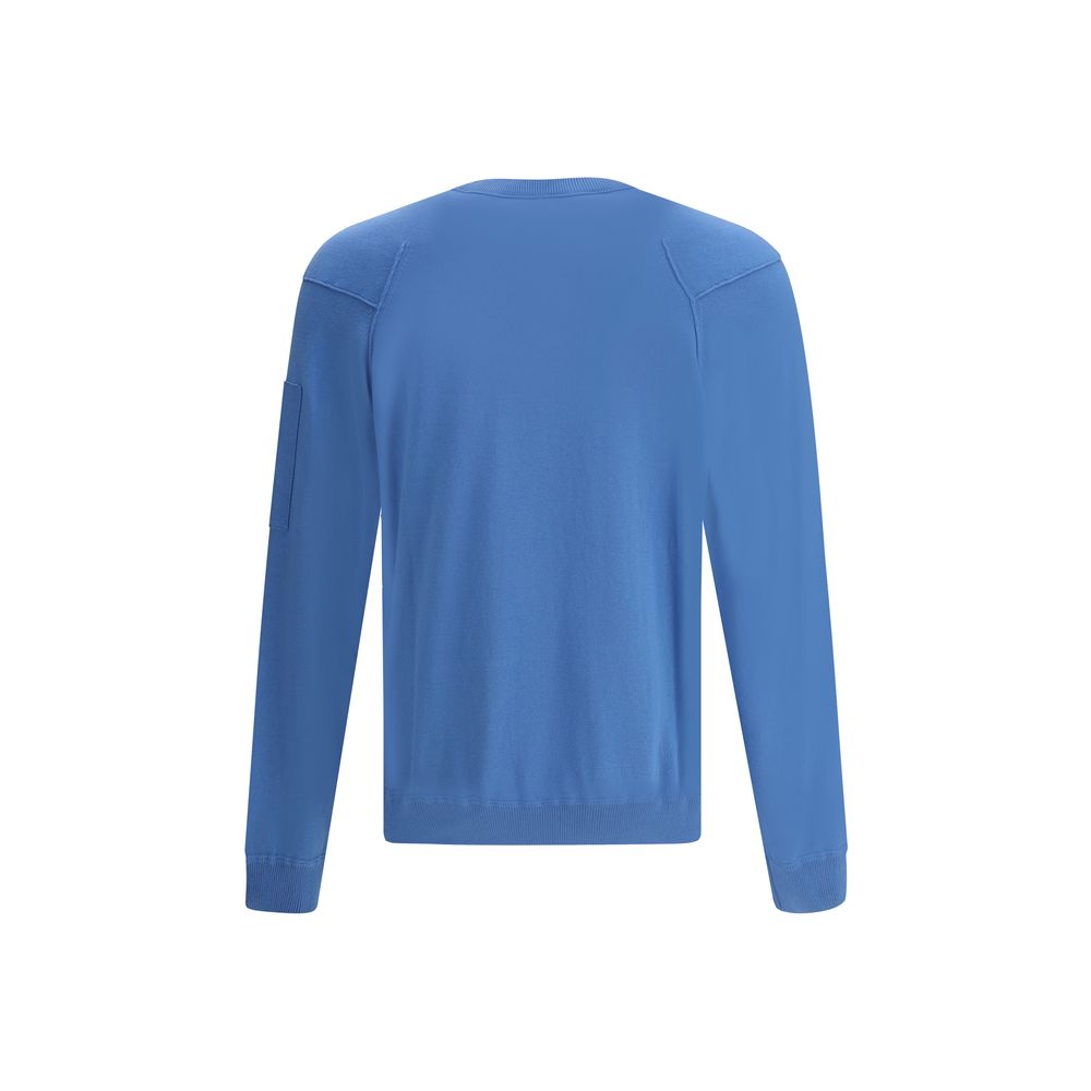 Sweater with iconic lens