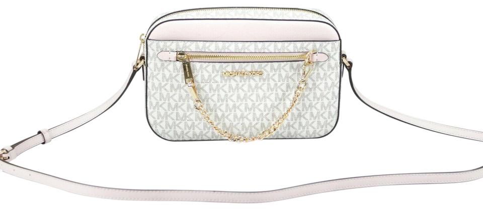 Jet Set Item Large East West Signature Leather Zip Chain Crossbody Handbag (Vanilla PVC/Powder Blush)