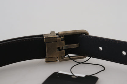 Elegant Italian Leather Belt with Metal Buckle