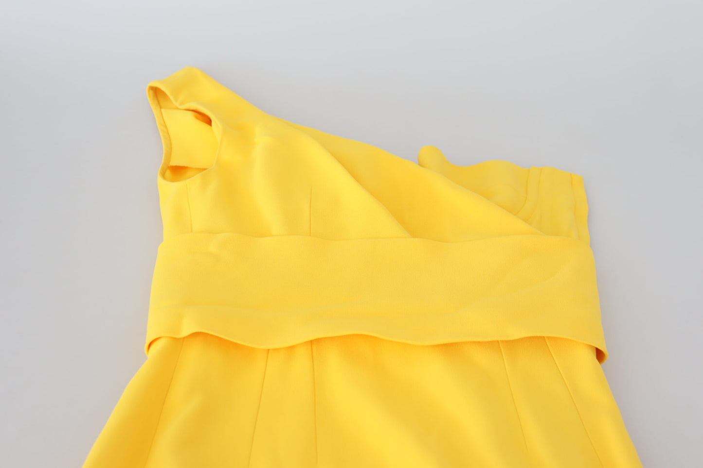 Elegant Yellow One-Shoulder Midi Dress