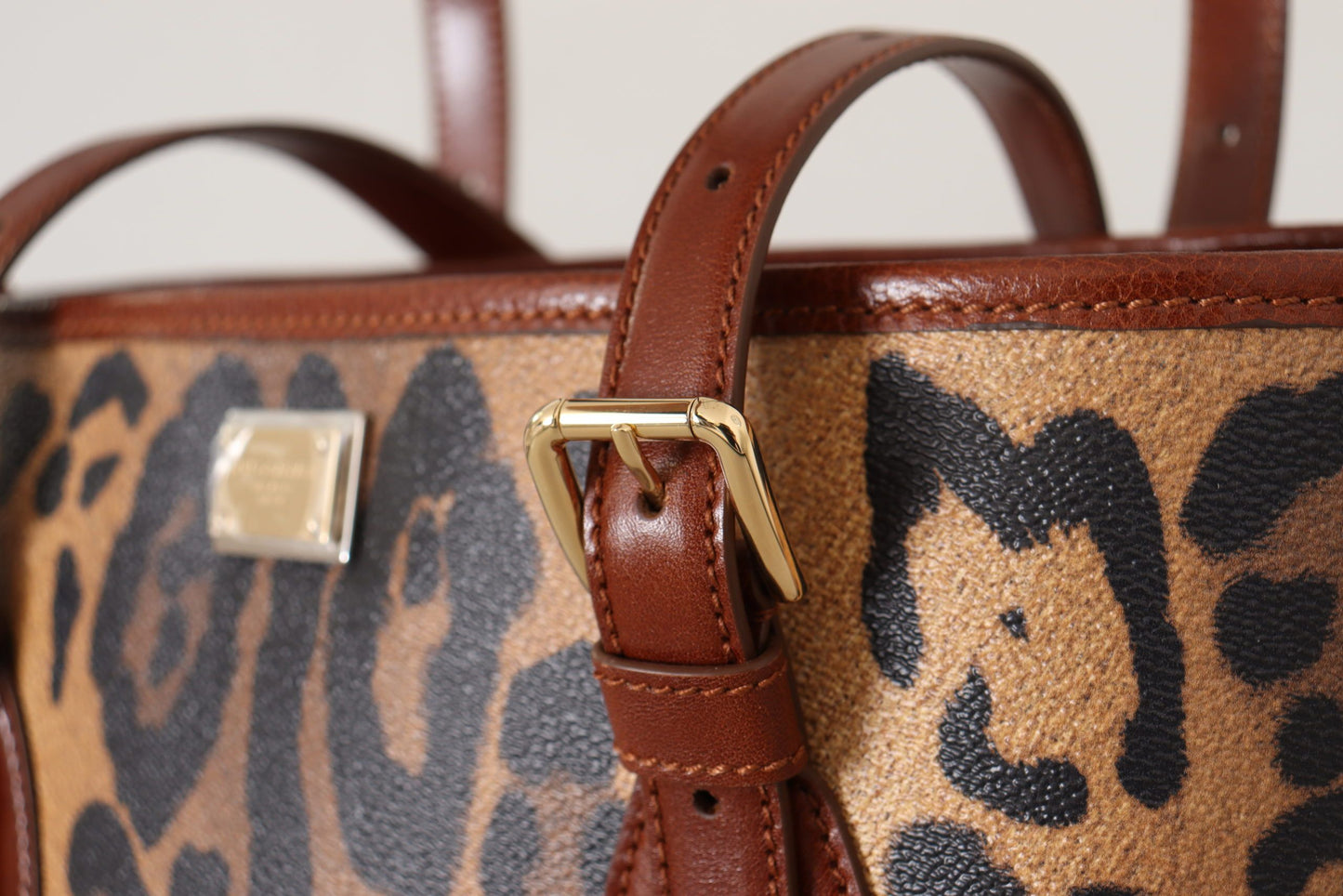 Elegant Leopard Bucket Tote Bag