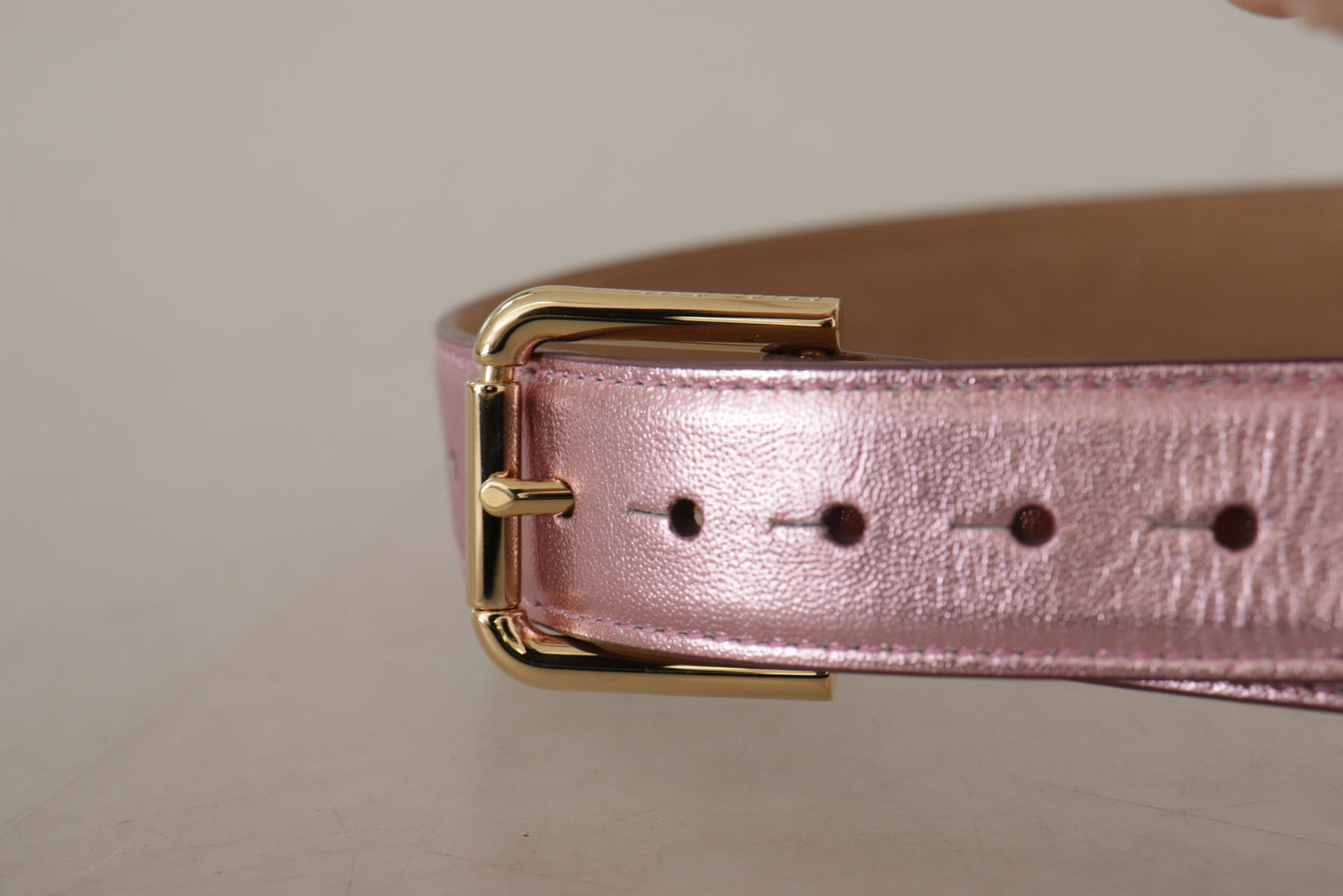 Elegant Metallic Pink Leather Belt