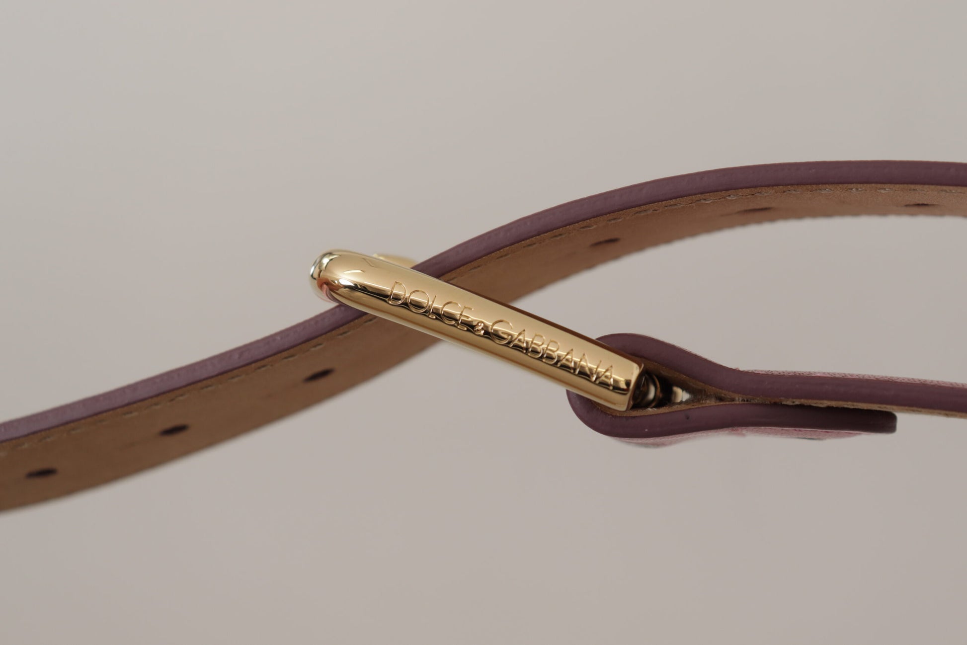 Elegant Metallic Pink Leather Belt