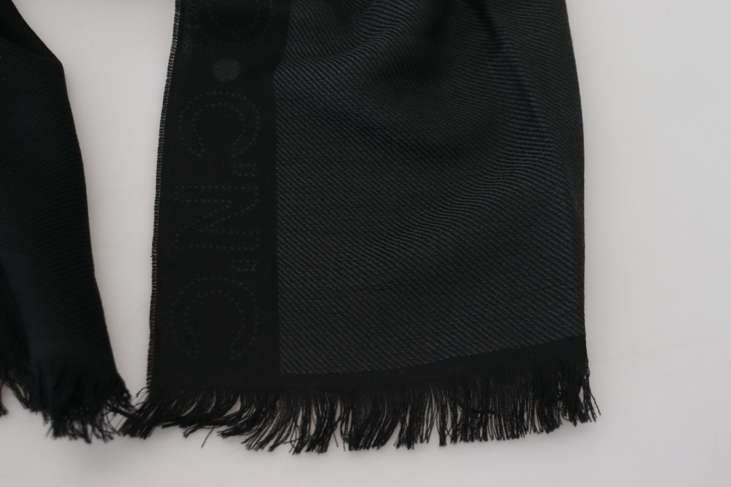 Elegant Fringed Wool Scarf in Chic Black