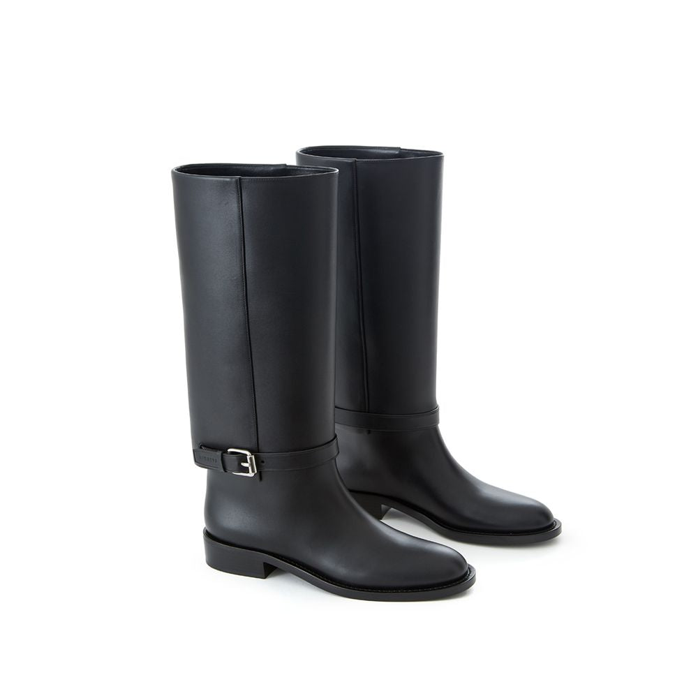 Elegant Leather Boots in Timeless Black