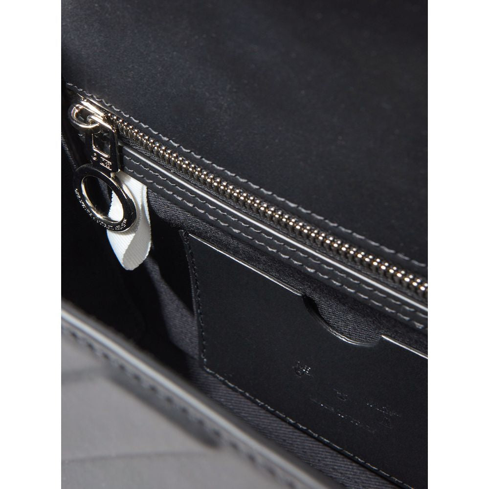Sleek Black Leather Handbag Chic Elegance