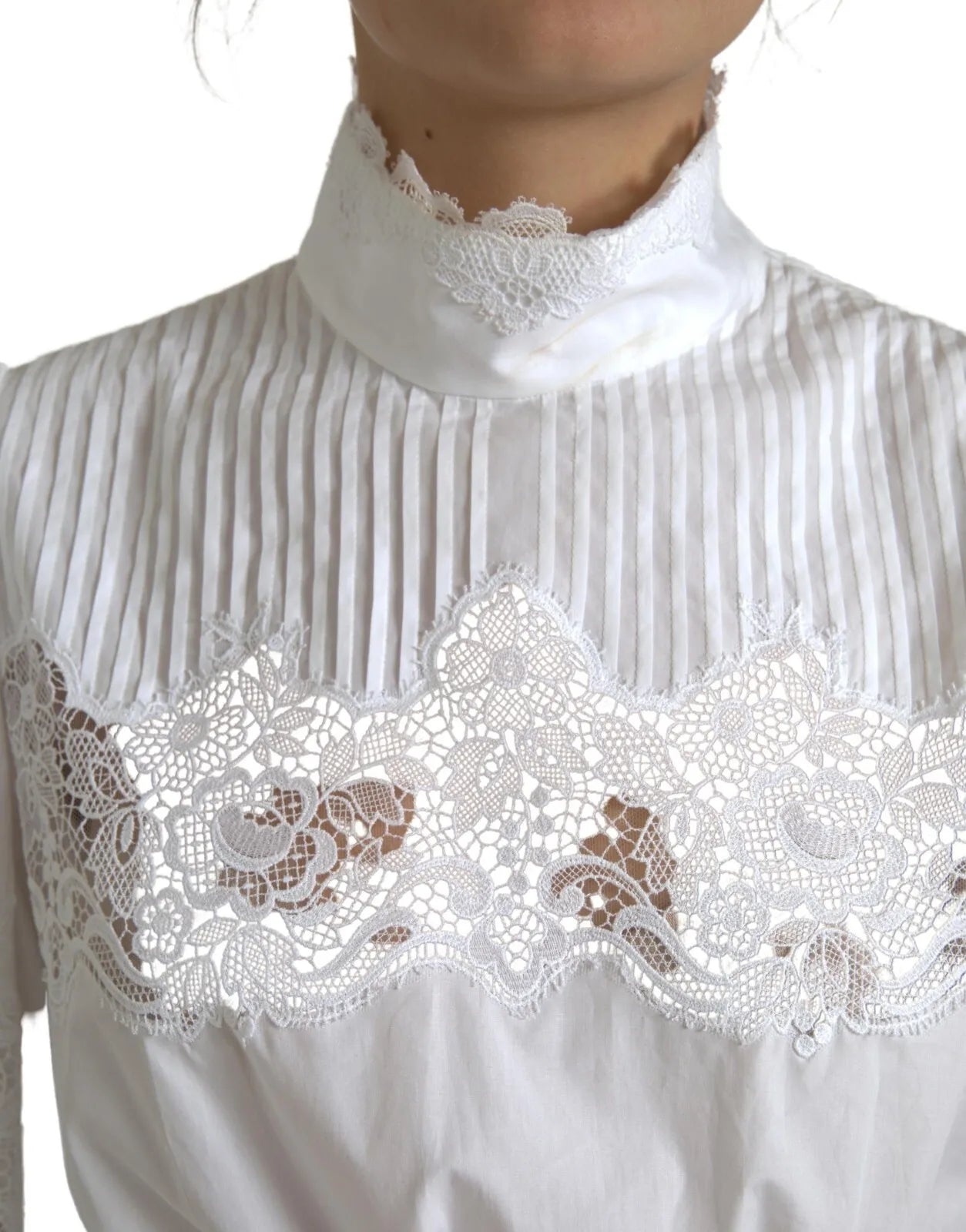 White Cotton Lace Trim Turtle Neck Blouse